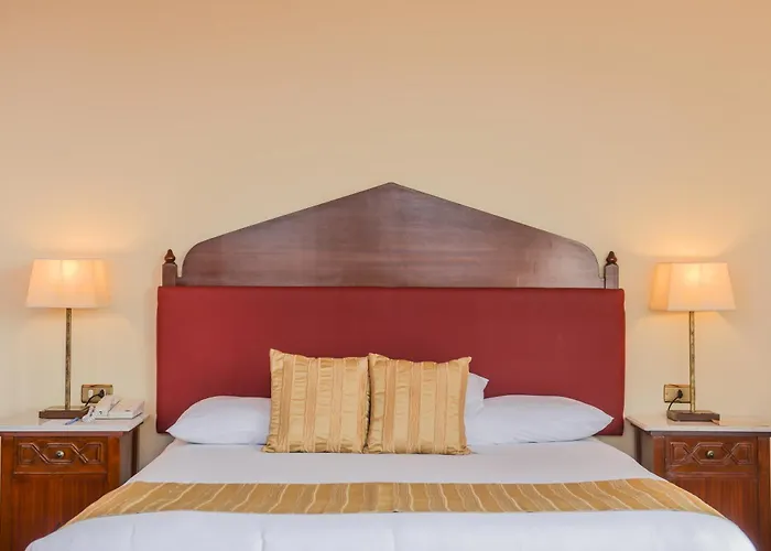 Golden Tulip Hotel Flamenco Cairo