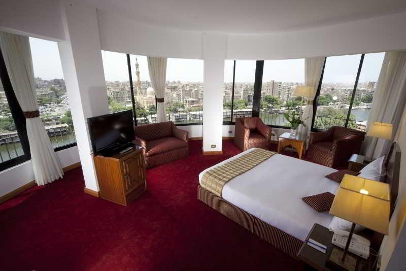 Hotel Golden Tulip Flamenco 4*