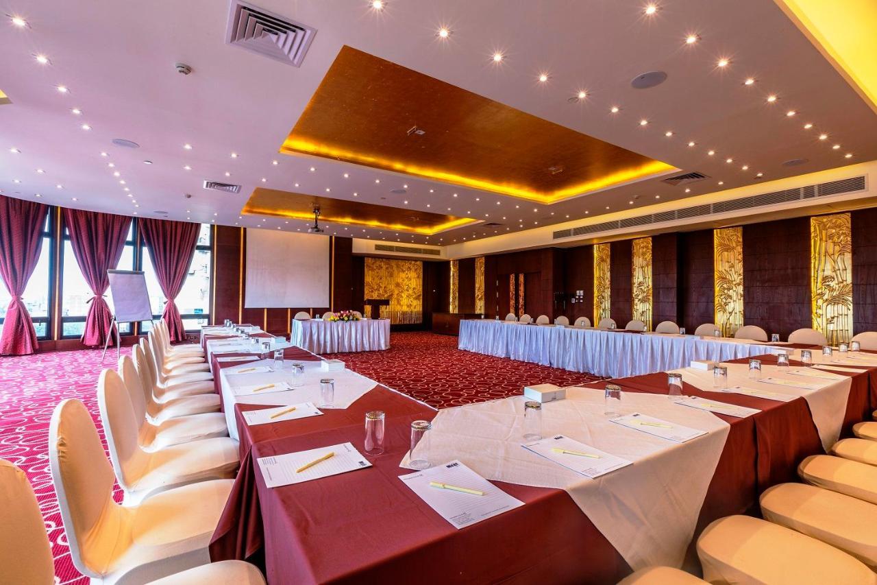 Golden Tulip Flamenco 4* Giza